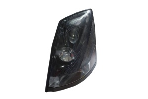 Фара в сборе правая 12V VOLVO VNL 2004~, 82329127